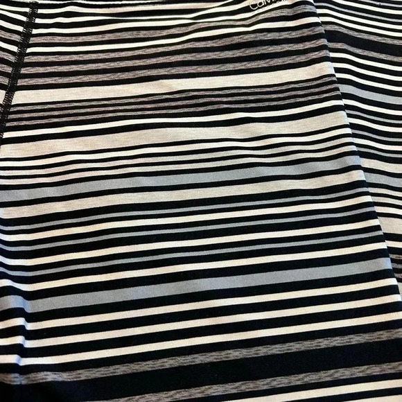 Calvin Klein large athletic leggings - Picture 4 of 5